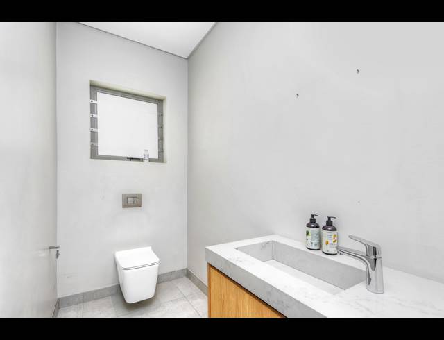 4 BEDROOM CLUSTER FOR SALE IN MORNINGSIDE